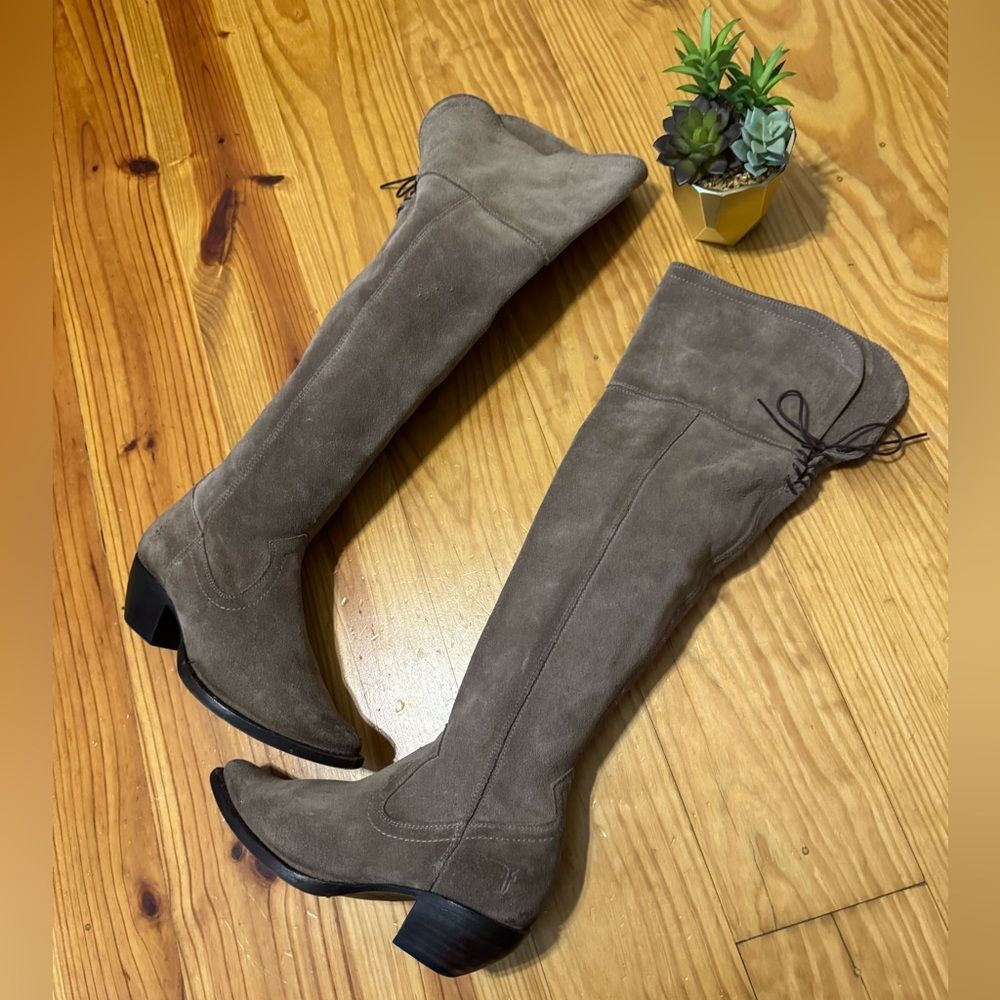 Frye Sacha Over The Knee Tall Ash Tan Suede Leather Side Zip Women’s Size 6.5 B
